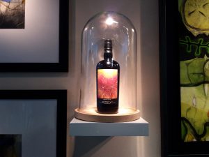 la maison du whisky Paris étiquette d'artiste
