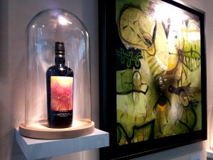 la maison du whisky Paris étiquette d'artiste
