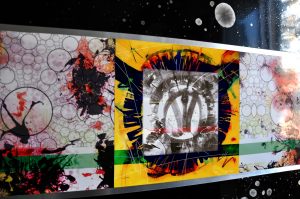 decorazioni in plexiglas e metallo